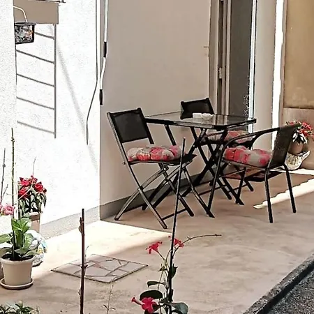 Lovely Morje - Old Town Daire Koper