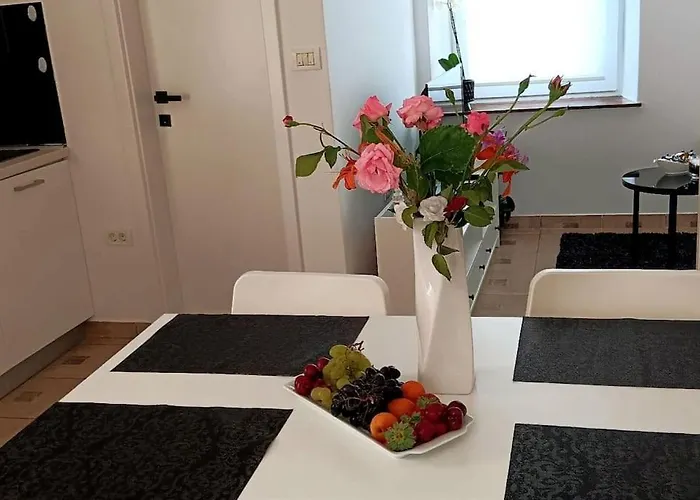 Lovely Morje - Old Town